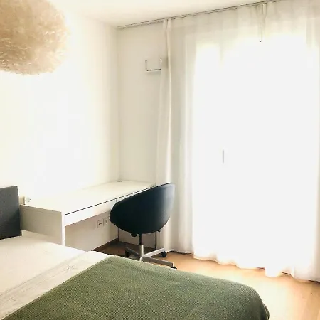 Living Anna Center * מינכן